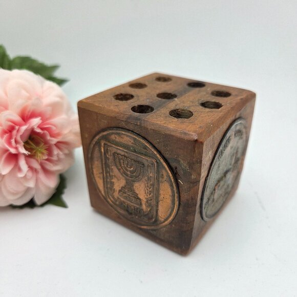 Vintage Jerusalem Olive Wood Cube Pencil Holder Raised Embossed Copper Coins - Picture 1 of 12